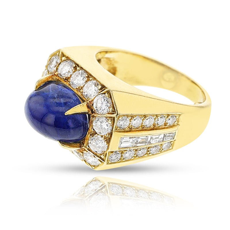 Van Cleef & Arpels Sapphire Cabochon and Diamond Ring, 18k