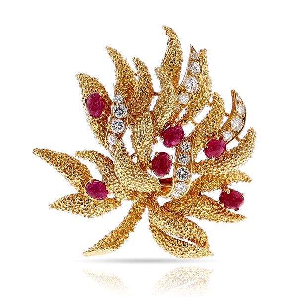 French Van Cleef & Arpels Péry et Fils Textured Gold, Diamond and Ruby Cabochon Brooch, 18k